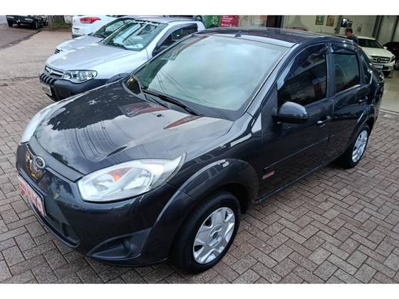 FORD FIESTA 1.6 MPI SEDAN 8V FLEX 4P MANUAL FORD FIESTA 1.6 MPI SEDAN 8V FLEX 4P MANUAL